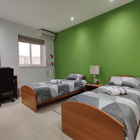 Depiro Point Deluxe - Modern, Designer Apartment 2 Minutes Away From Popular Sliema Seafront Luaran gambar