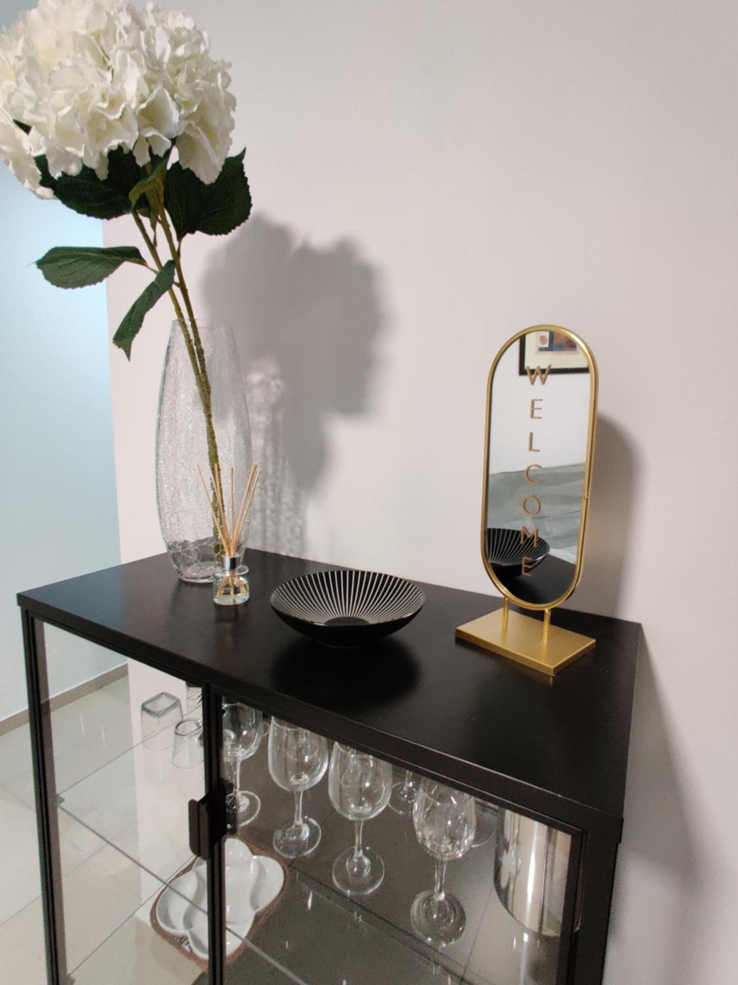 Depiro Point Deluxe - Modern, Designer Apartment 2 Minutes Away From Popular Sliema Seafront Luaran gambar