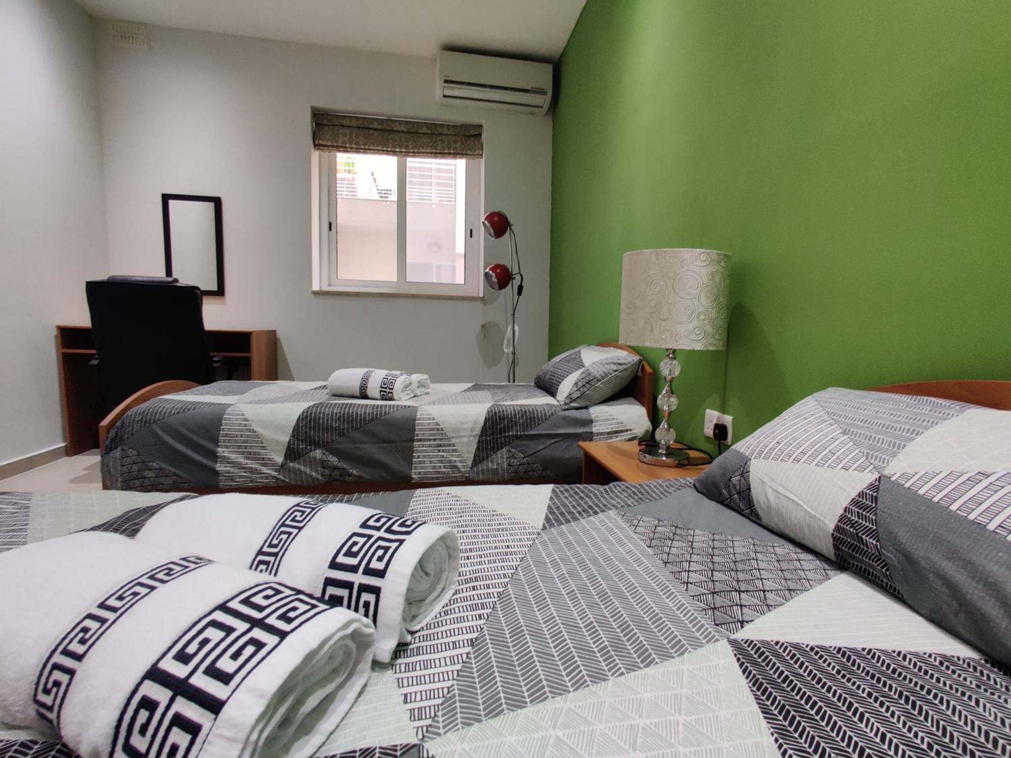 Depiro Point Deluxe - Modern, Designer Apartment 2 Minutes Away From Popular Sliema Seafront Luaran gambar