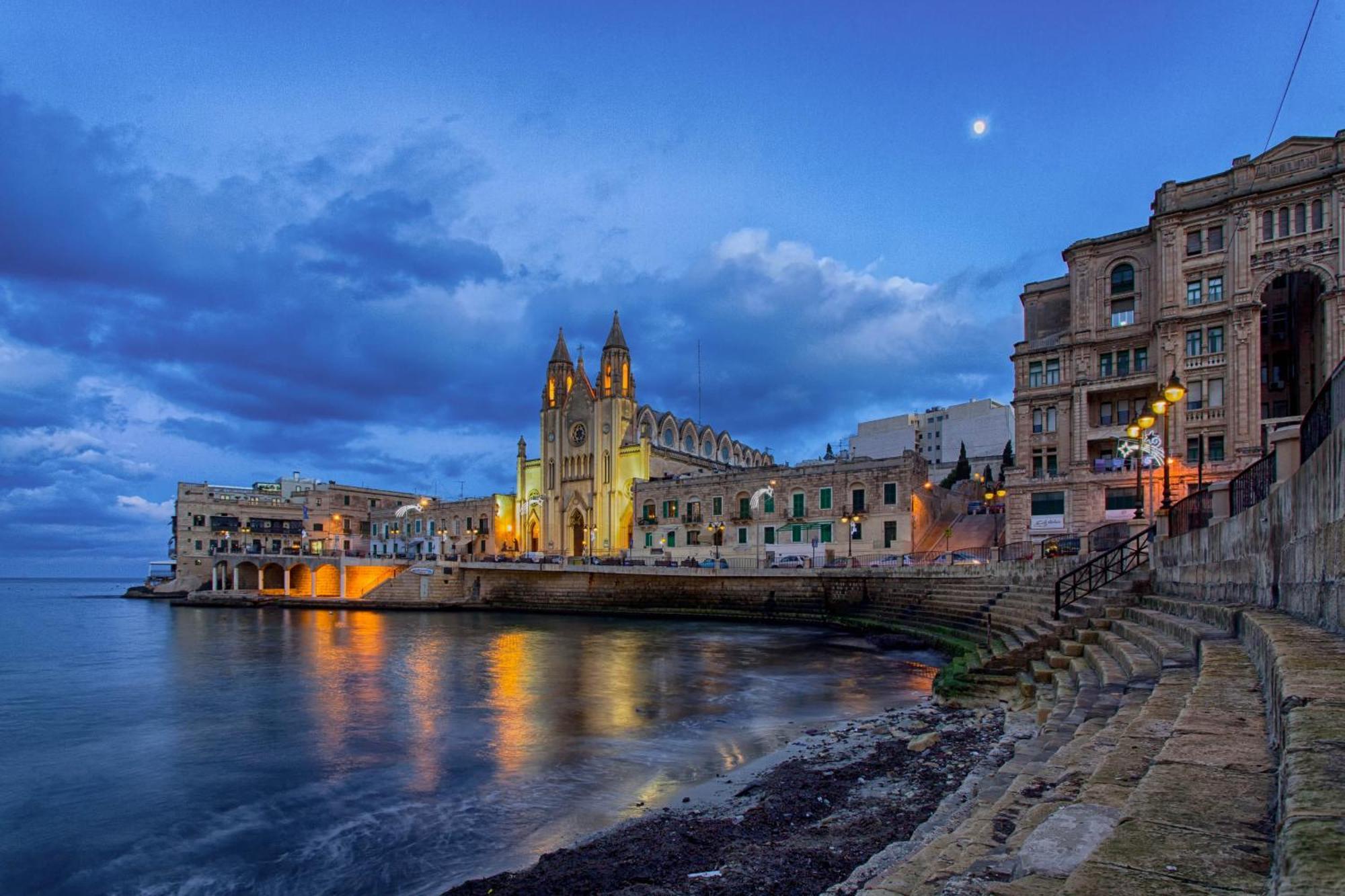 Depiro Point Deluxe - Modern, Designer Apartment 2 Minutes Away From Popular Sliema Seafront Luaran gambar
